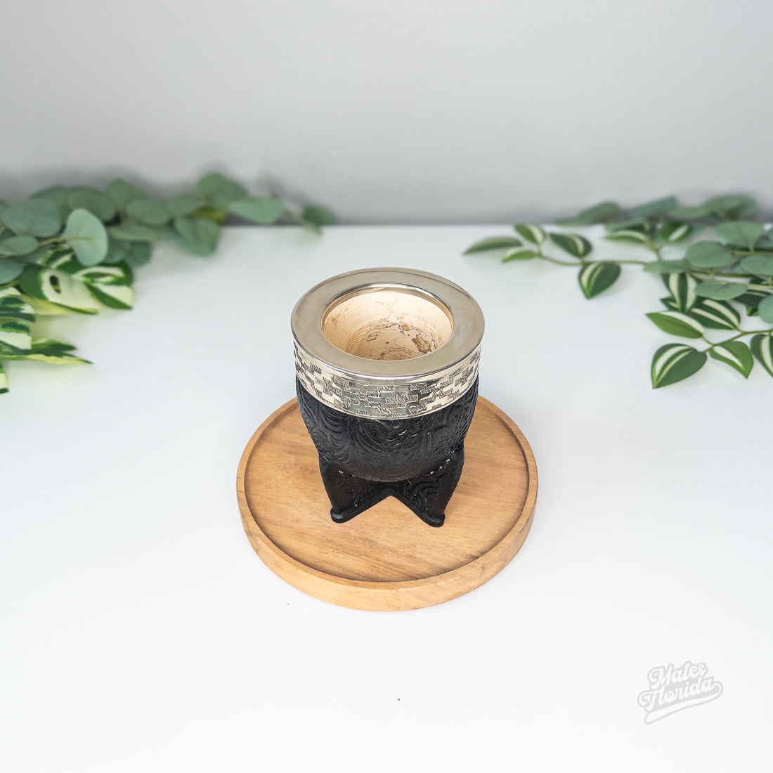 Mate de Cuero Labrado Negro | Interior de Calabaza