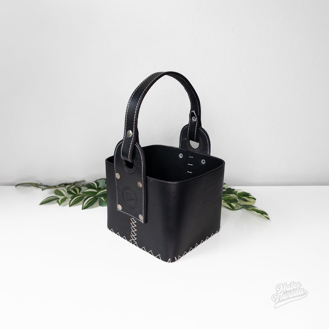 Handcrafted Genuine Argentine Leather Mate Bag