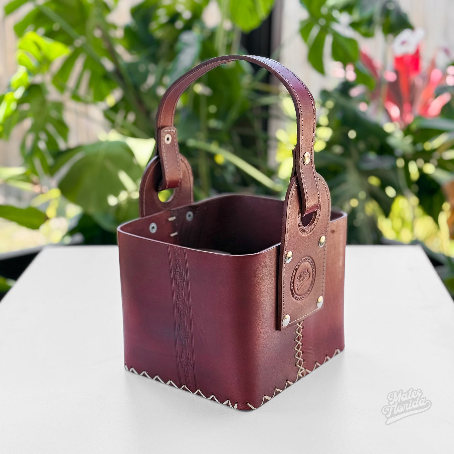 Matera Cuadrada de Cuero Genuino