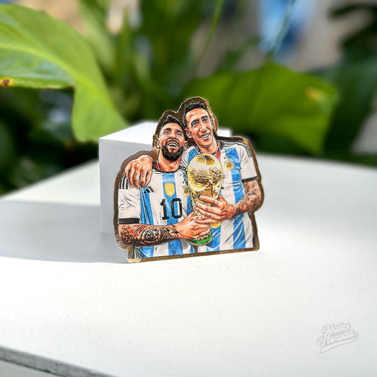 Sticker - Leo y Fideo con Copa (Dorado)